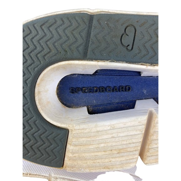 On Cloud ‘The Roger’ Advantage White and Burgundy Athletic Shoes - Picture 12 of 15